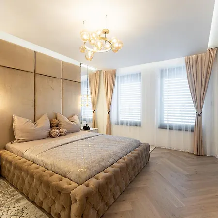 Timonova Luxapartment Freegarage