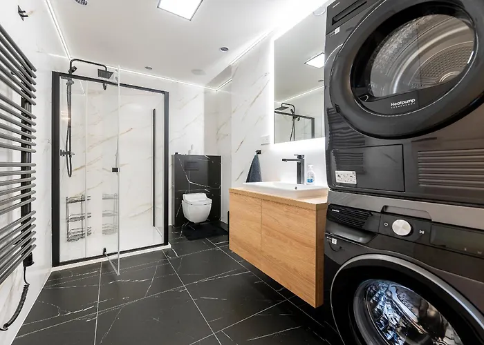 Timonova Luxapartment Freegarage شقة *